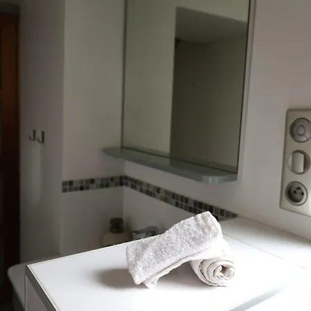 Quai Des Ducs Apartment *