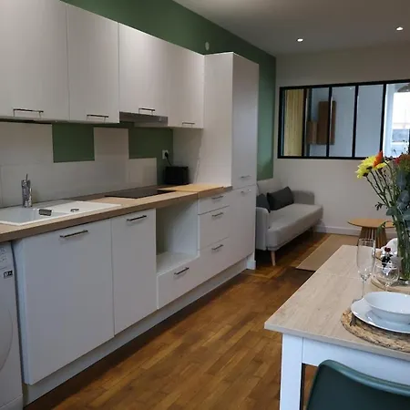 Quai Des Ducs Apartment *
